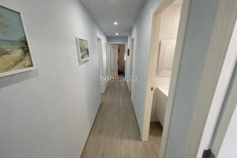 Foto 662e5ede-d2e9-4799-a879-0532d8fa705a. Xalet amb xemeneia aparcament a Miramar