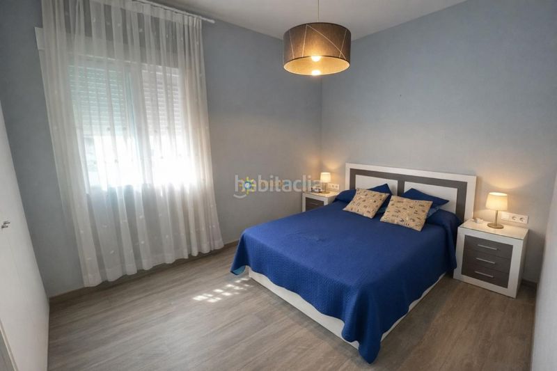 Foto 7a7b9e9c-aa2d-4a5f-9da9-ef34e54ab54b. Xalet amb xemeneia aparcament a Miramar