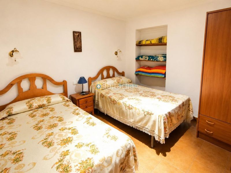 Foto d8cf4c9a-082d-4352-a057-4fa62d6f2c99. Dúplex amb xemeneia a Montaverner