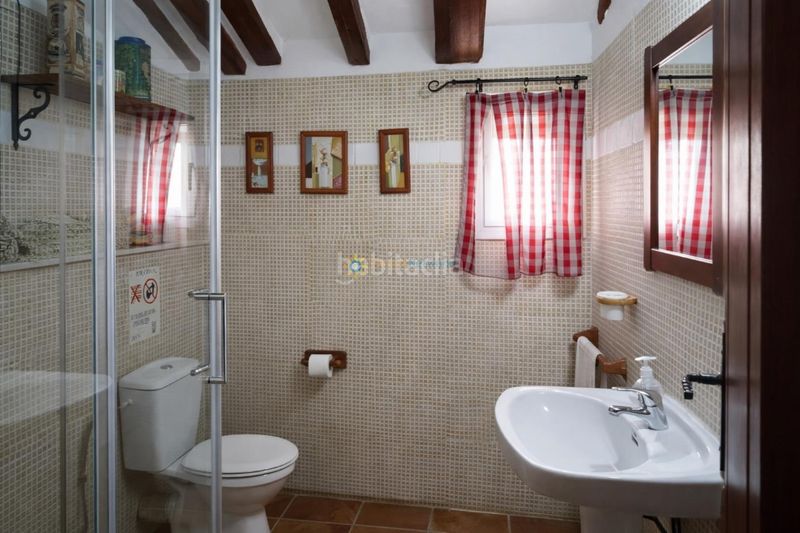 Foto 3b1b1558-1d71-489d-9f92-c49c0d221802. Edificio hotel de venta en el en Palomar