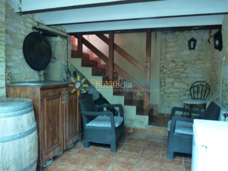 Foto c8a3f42b-68e9-491e-aded-616febf586b0. Edificio con piscina in Palomar