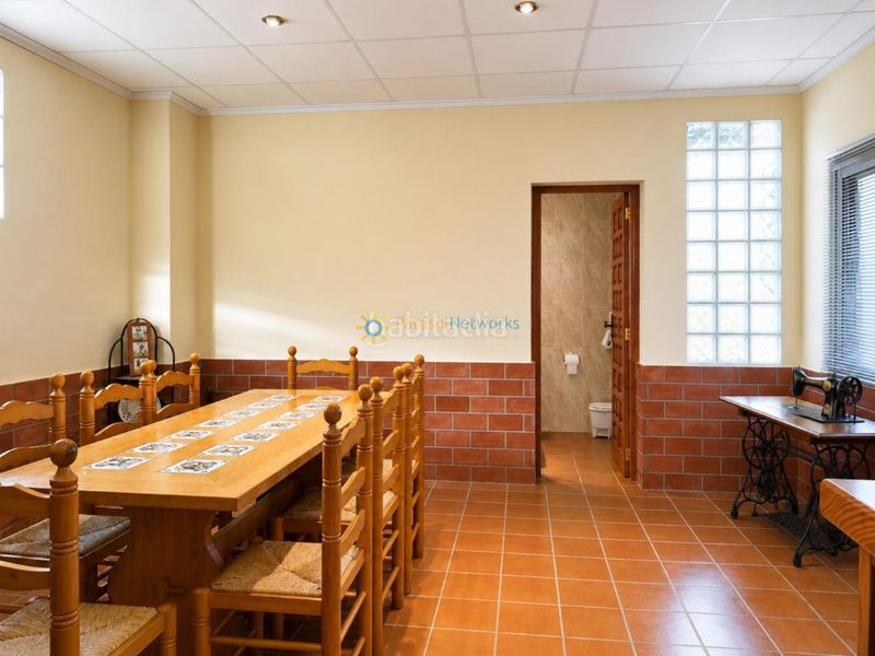 Foto 5f9d0d74-e8f5-4ec6-9700-14db42bb402c. Xalet amb xemeneia aparcament a Centro Ontinyent