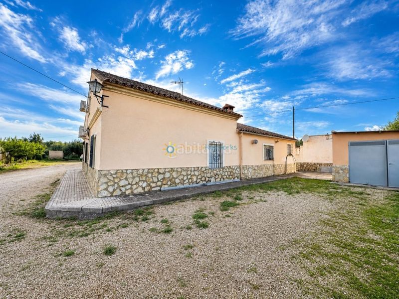 Foto 8777ccf0-09f5-4f8a-8061-162571f3f6a9. Chalet  de venta en Santa Ana Ontinyent