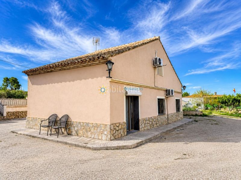 Foto c8c01e1e-3490-47d6-aa85-2a50ea73ab32. Chalet  de venta en Santa Ana Ontinyent