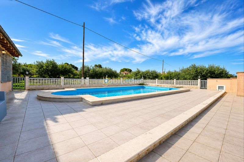 Foto d1e1f74f-be7d-4a92-8fcb-a6ca74b008db. Chalet  de venta en Santa Ana Ontinyent