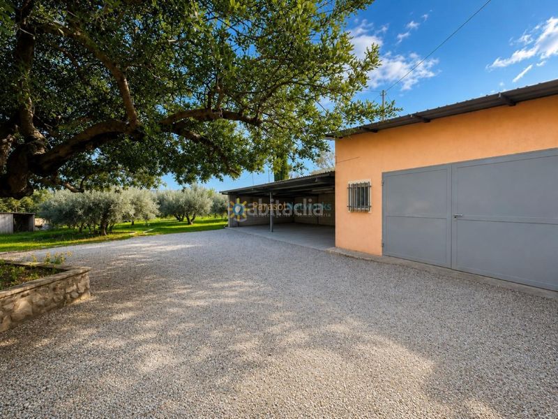 Foto daf8e522-cfd4-400f-a123-7058d4603e8d. Chalet  de venta en Santa Ana Ontinyent