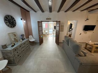 Casa pareada en Vilallonga / Villalonga. Casa en venta en villalonga