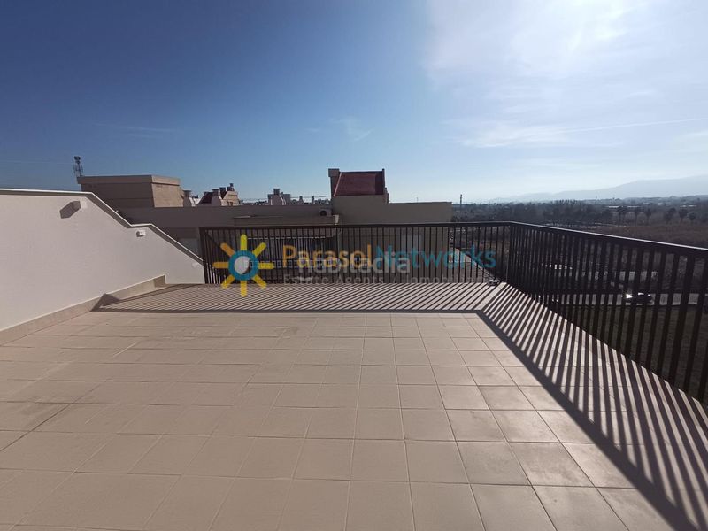 Foto fbab8ad6-d839-4450-9fde-f997b15740b2. Location duplex avec parking piscine dans Daimús