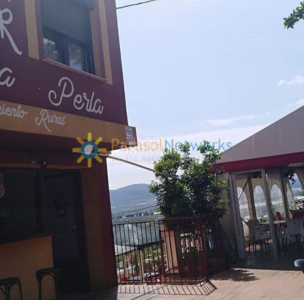 Foto 2fda65b9-e1b4-41fa-ba4f-c7e3c81f9114. Casa amb aparcament piscina a Ador