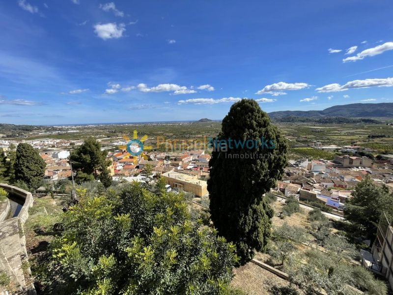 Foto 33fa6465-2f91-4b83-848d-3a7e20a53063. Casa amb aparcament piscina a Ador