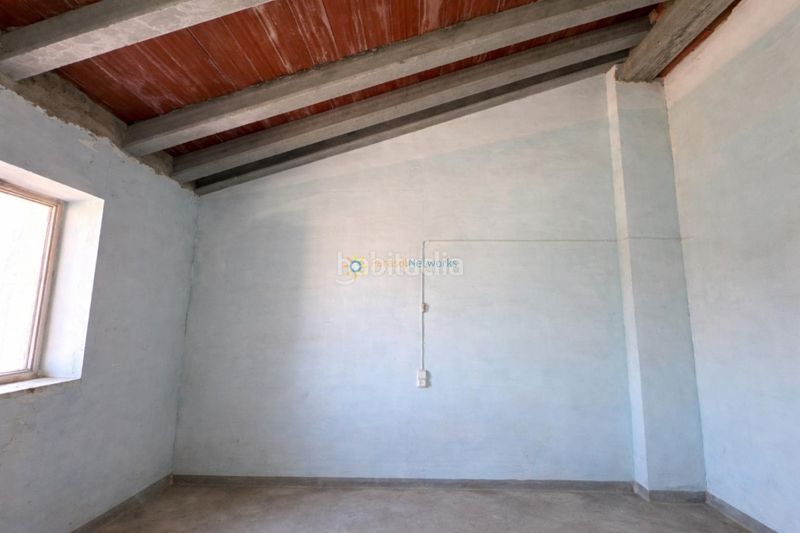 Foto 8f07ce36-c041-4699-ab54-0259853efe68. Casa aparellada a Bufali