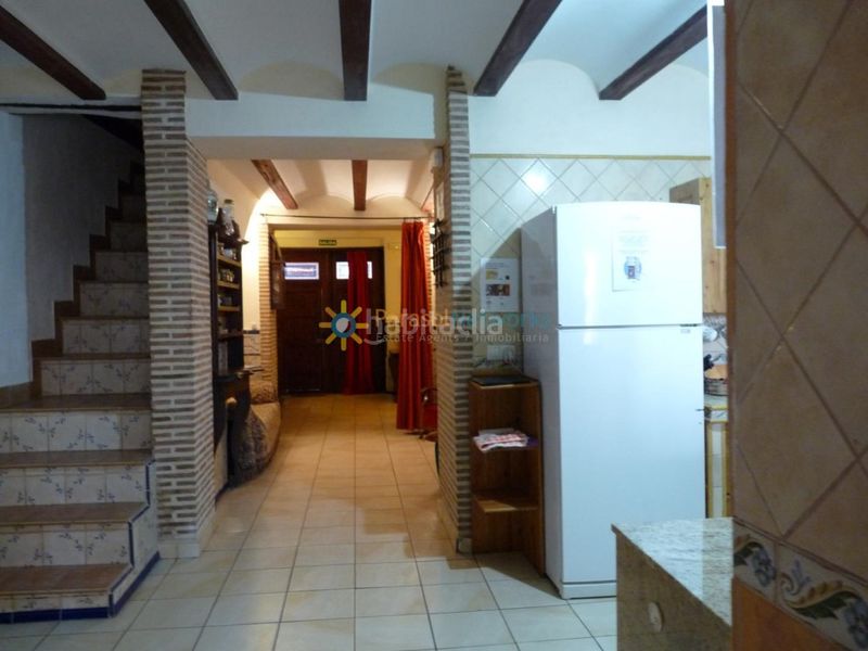 Foto cc8eb1ef-c17a-4c28-b6e4-39076814efa5. Edifici a carrer major 13 a Palomar
