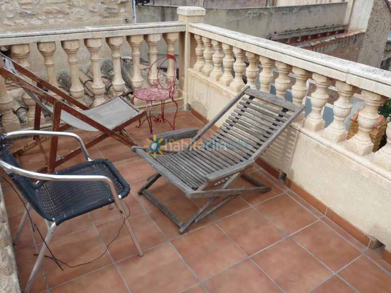 Foto eecd266f-cd69-4c17-b63f-58a299ab80a5. Edifici a carrer major 13 a Palomar