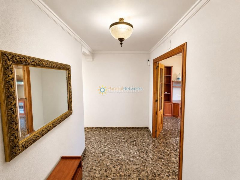Foto cfb9465f-c9b8-40ca-9e3f-80f3ed69133c. Pis amb aparcament a Oliva pueblo Oliva