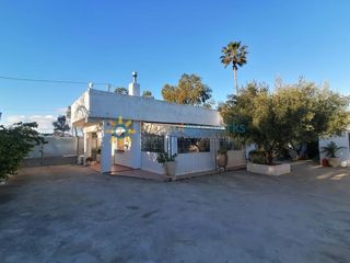 Affitto Chalet in Oliva Playa. Chalet de alquiler en playa de oliva