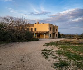 Chalet in Bufali. Chalet en bufali
