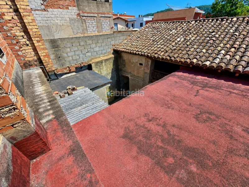 Foto 38bfaf7a-48a6-45f1-9689-c75d30dbf400. Casa amb xemeneia a Sellent