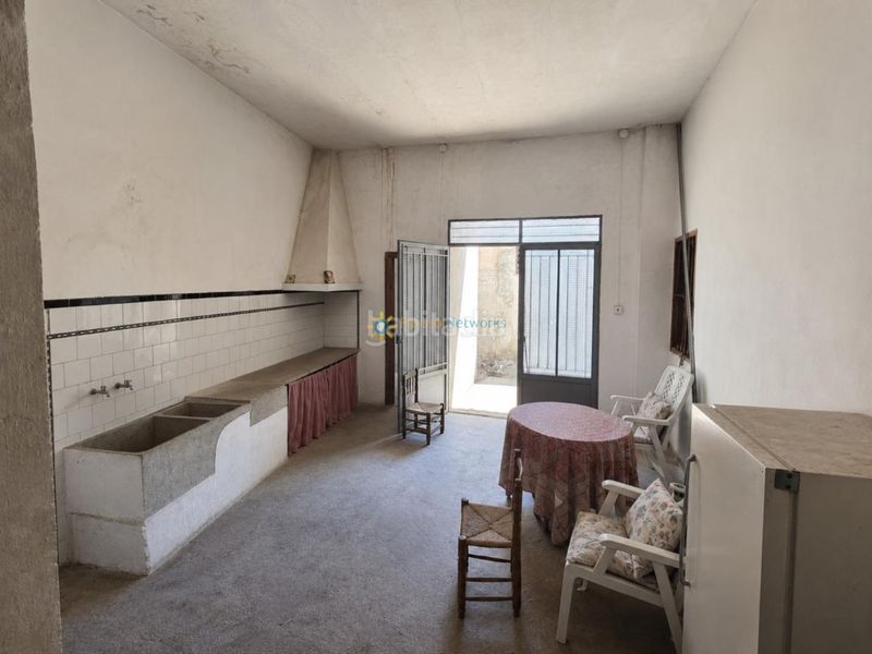 Foto 4da9c4a1-33f5-4d19-8099-23376f495f46. Casa amb xemeneia a Sellent