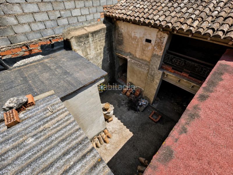Foto a9a0d44f-4c5f-43a7-b9ea-f1bbd5111c5e. Casa amb xemeneia a Sellent