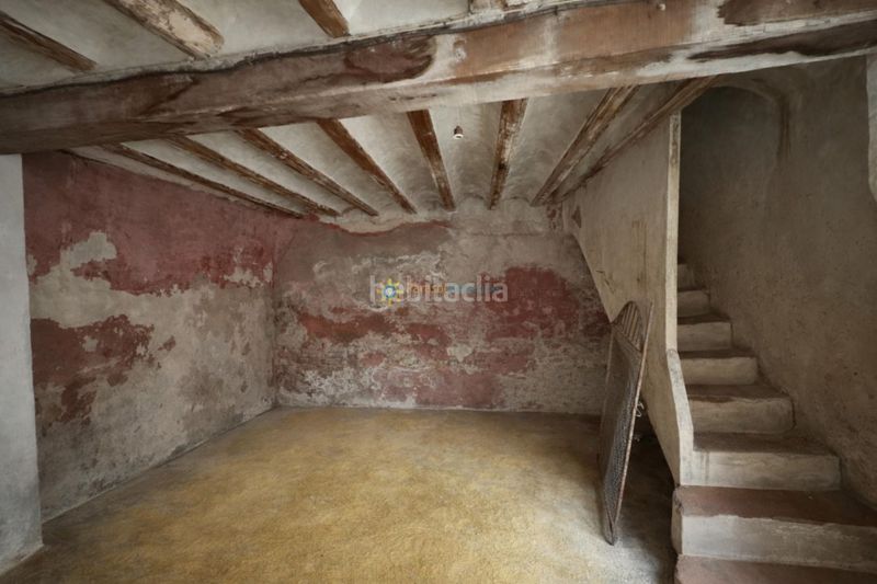 Foto 1abf16be-899d-4997-8530-42b0ae2102fd. Casa adossada amb xemeneia a Sumacàrcer