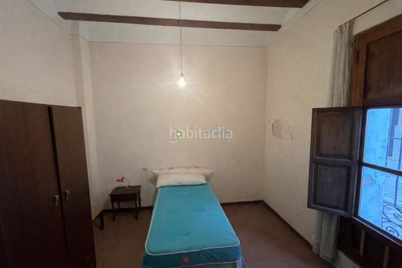 Foto a3b336b9-a1c9-47f2-b127-8df5f2fe66d9. Casa adossada amb xemeneia a Sumacàrcer
