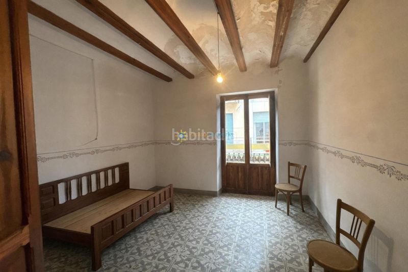 Foto a7b50b94-6294-4b9b-8721-d135b24c8b40. Casa adossada amb xemeneia a Sumacàrcer