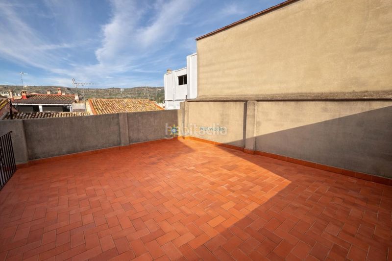 Foto a8c0bb10-711c-4343-9269-32018cd5d061. Casa adossada amb xemeneia a Sumacàrcer