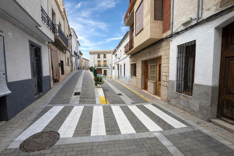Foto e01eb3a6-6ae8-4ee2-b592-8039aaf6d358. Casa adossada amb xemeneia a Sumacàrcer