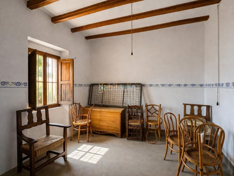 Foto f038d1e7-b97e-49cf-ad60-f5da6bd08628. Casa adossada amb xemeneia a Sumacàrcer