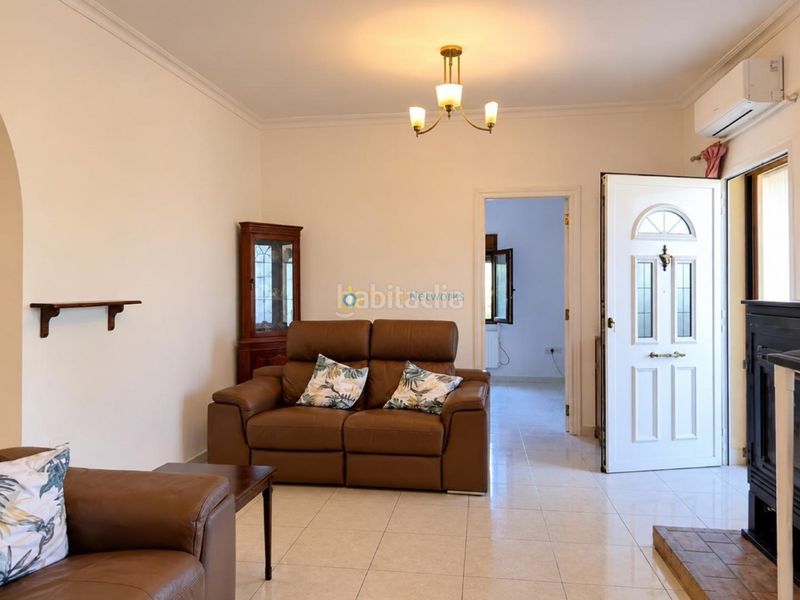 Foto c10ce666-5956-4e77-832a-24e1c72893f8. Chalet  en venta en Centro Ontinyent