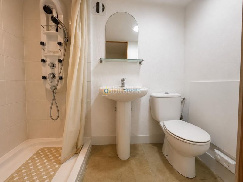 Foto eeab1b59-b221-4982-9c18-70ca1ca95c2f. Chalet  en venta en Centro Ontinyent