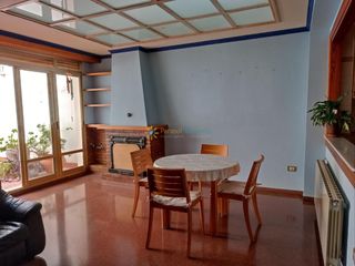 Doppelhaus in Oliva Pueblo. Casa en venta en oliva