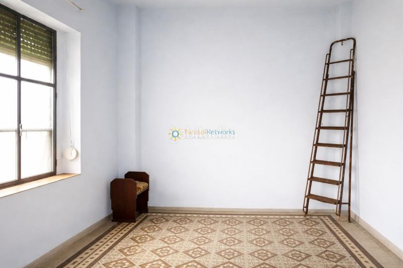 Foto 39f395fc-ee5c-400d-8c70-35a6740b2164. Masía villa a la venta en Benifairó de la Valldigna