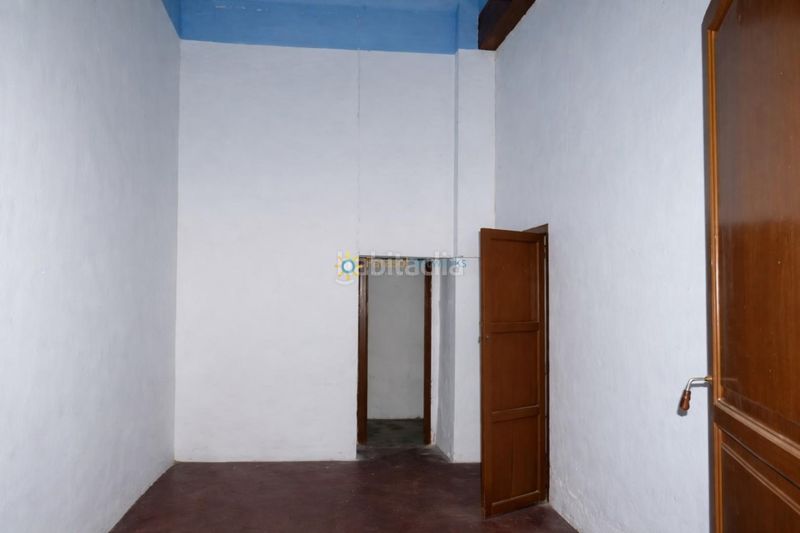 Foto b0340315-c9e6-4edc-bb2d-0a73c844f1f4. Masía villa a la venta en Benifairó de la Valldigna