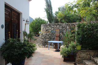 Xalet a Llocnou de Sant Jeroni. Chalet en venta en llocnou de sant jeroni