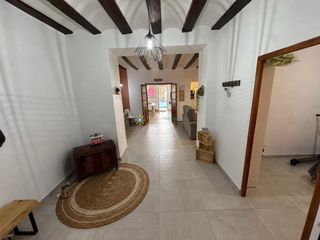 Casa aparellada a Vilallonga / Villalonga. Casa en venta en villalonga