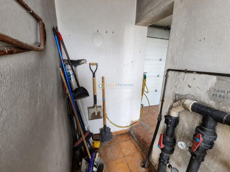Foto 27f349e1-4ed6-4587-8420-060e429a5d9a. Masia amb aparcament piscina a Sellent