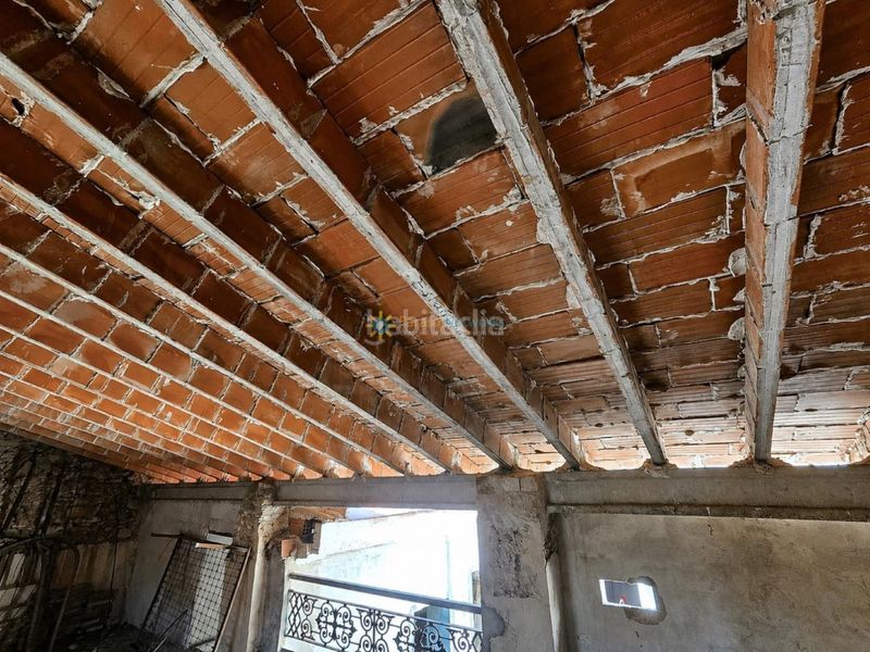 Foto 1e64f059-38e2-4e51-aa2e-6bdfef12559d. Casa aparellada amb xemeneia a Sellent