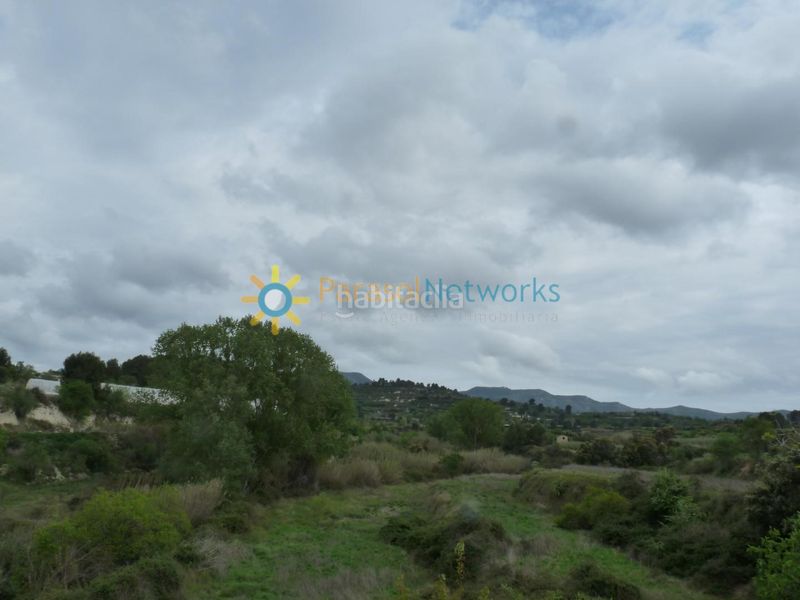 Foto aa51d467-3559-41c9-983c-77d172d91c5e. Finca rústica a Castelló de Rugat