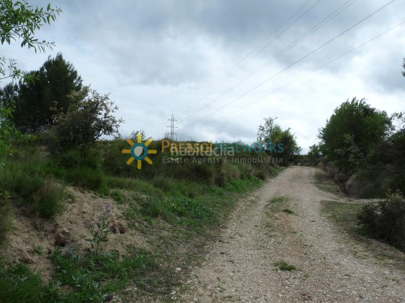 Foto d52c5dd7-3387-48a1-b162-23af7a0fe8cb. Finca rústica a Castelló de Rugat