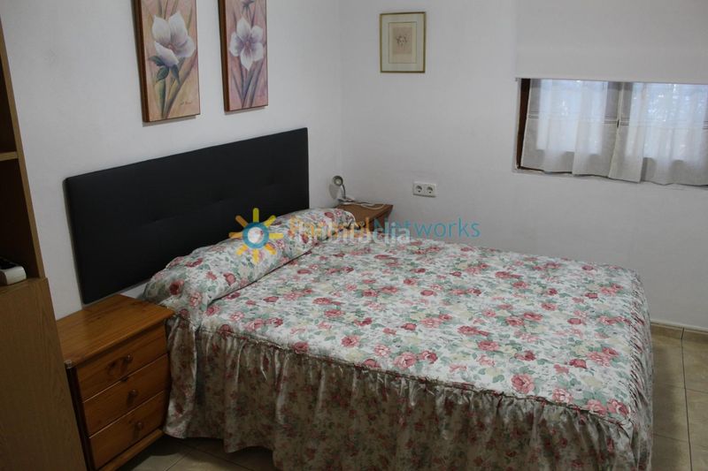 Foto 6180527d-a484-4137-9be6-1b7622ca0044. Alquiler chalet  en alquiler en playa en Oliva playa Oliva