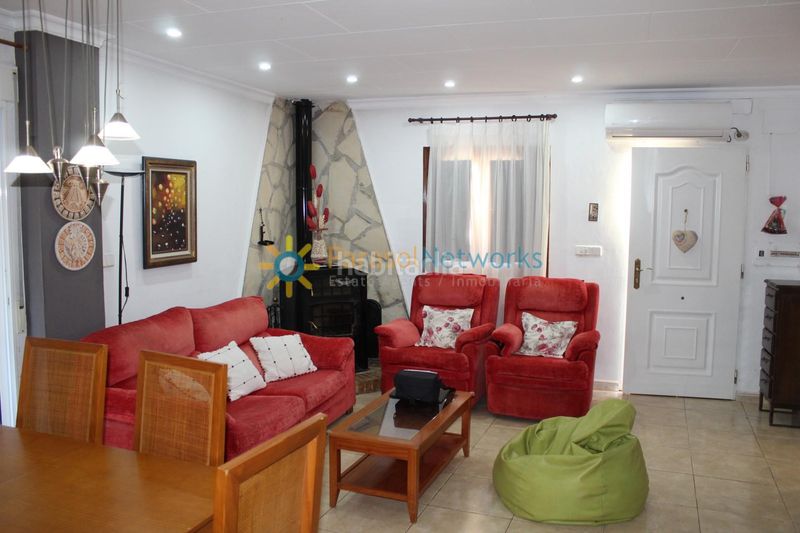 Foto 62684c23-c969-4224-b4cb-6415a79c0c0d. Alquiler chalet  en alquiler en playa en Oliva playa Oliva