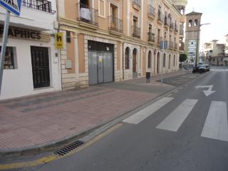 Alquiler Parking coche en San miguel 132. Alquiler de plaza de garaje y trastero