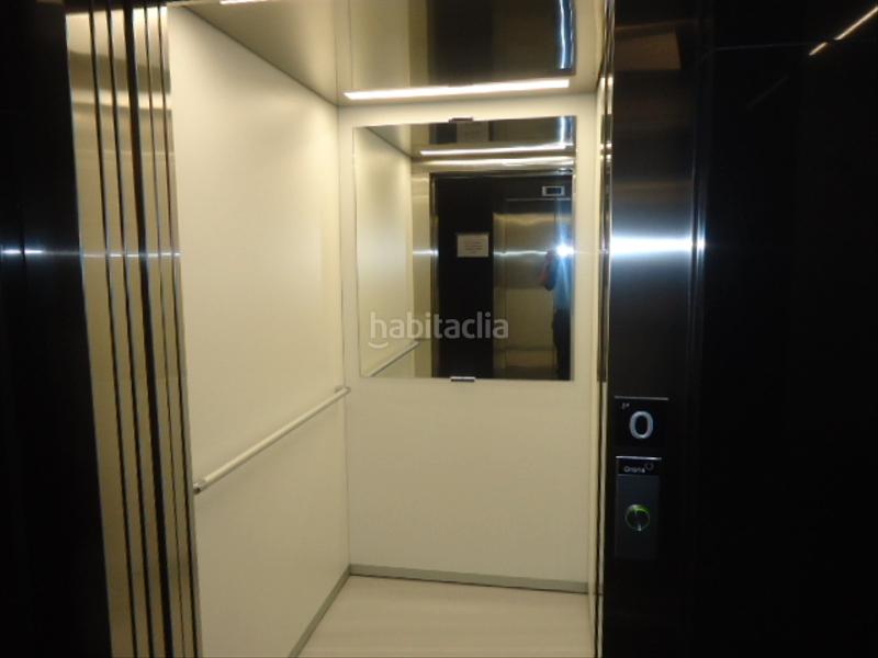 Foto 2b51e0eb-85c4-4cbb-97b2-c0b9b982bedf. Alquiler apartamento en calle bubión 1 en Rosaleda - Juventud Granada