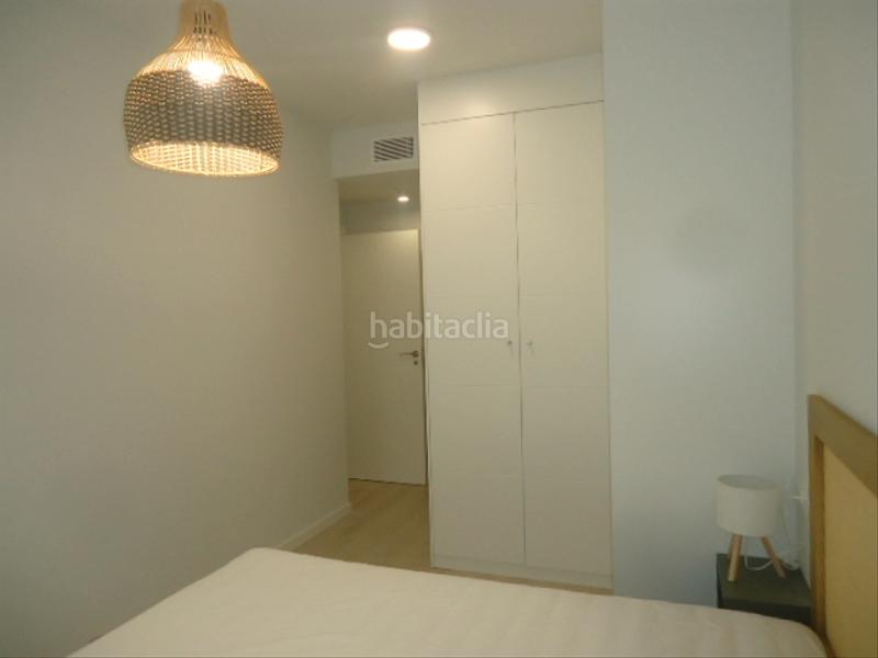 Foto 3da33960-92be-4985-844a-388566cdcfbe. Alquiler apartamento en calle bubión 1 en Rosaleda - Juventud Granada
