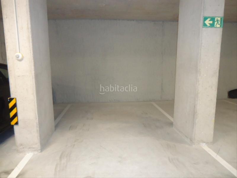 Foto 4f6c1f1d-1dfd-4a39-8906-9eaf5a5715bb. Alquiler apartamento en calle bubión 1 en Rosaleda - Juventud Granada