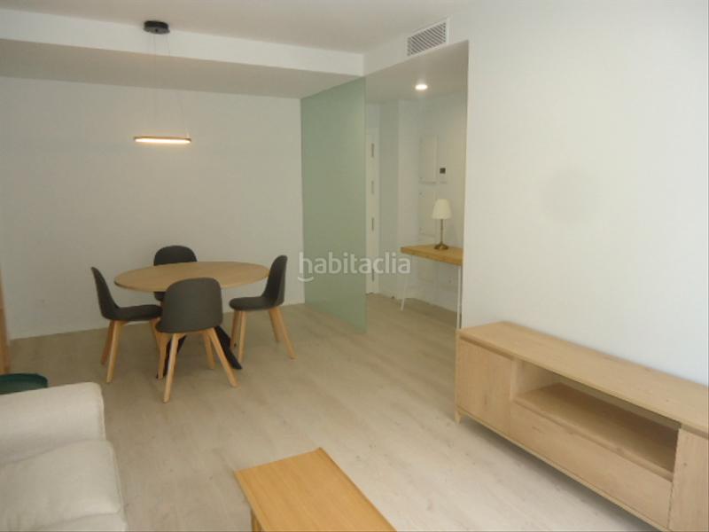 Foto 58b5a208-4812-4147-912a-22a9f55e8b34. Alquiler apartamento en calle bubión 1 en Rosaleda - Juventud Granada