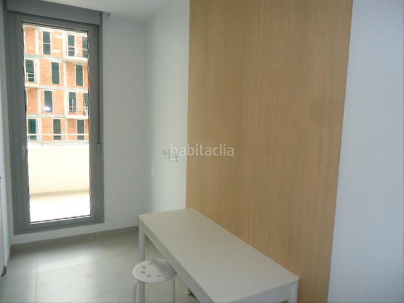 Foto 5f6f5aee-5536-4845-a445-a019c7c804ca. Alquiler apartamento en calle bubión 1 en Rosaleda - Juventud Granada
