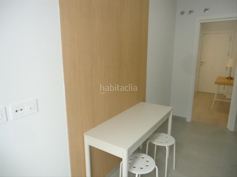 Foto 90fff379-c4a0-4c83-9566-2cb76f9f5271. Alquiler apartamento en calle bubión 1 en Rosaleda - Juventud Granada