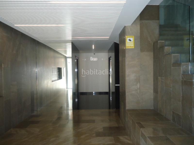 Foto b3dcf70d-31d7-46ce-9678-896af7027cee. Alquiler apartamento en calle bubión 1 en Rosaleda - Juventud Granada